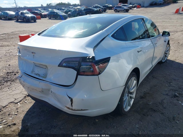 2018 TESLA MODEL 3 5YJ3E1EB6JF117826 Photo 3