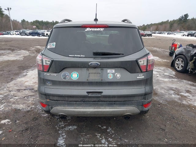 44440575 :رقم المزاد ، 1FMCU0GD2HUC27765 vin ، 2017 Ford Escape Se مزاد بيع