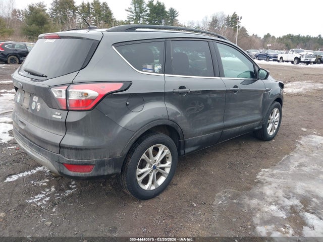 44440575 :رقم المزاد ، 1FMCU0GD2HUC27765 vin ، 2017 Ford Escape Se مزاد بيع