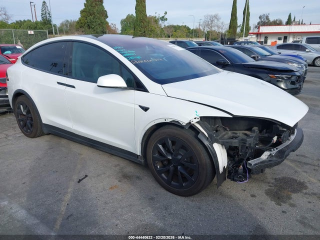 2023 TESLA MODEL X 7SAXCDE55PF401009 Photo 0