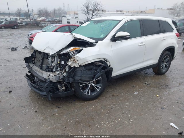 5TDZZRFH8KS297579 Toyota Highlander Le