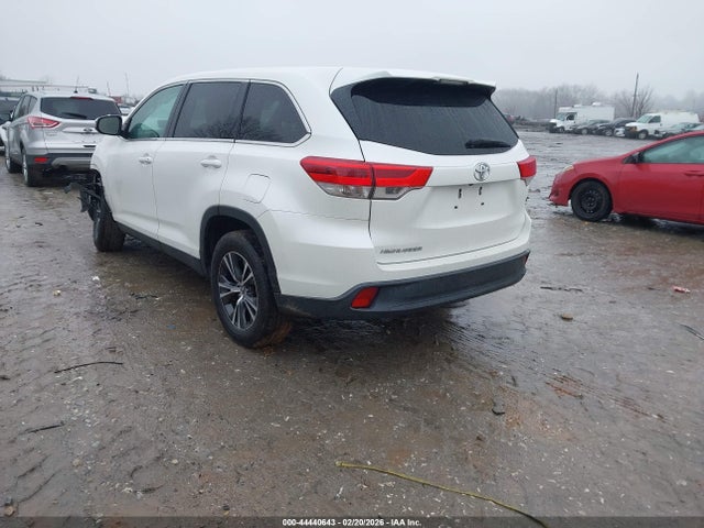 5TDZZRFH8KS297579 Toyota Highlander Le