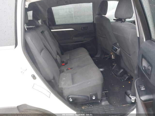 5TDZZRFH8KS297579 Toyota Highlander Le