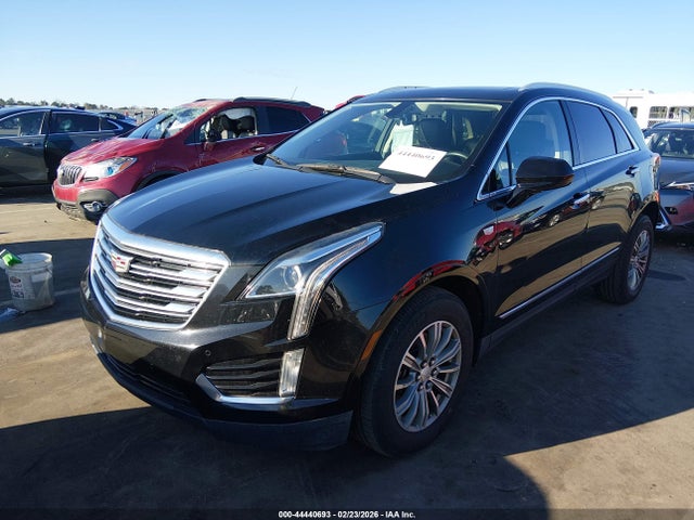 2017 CADILLAC XT5 1GYKNBRS5HZ152643 Photo 1