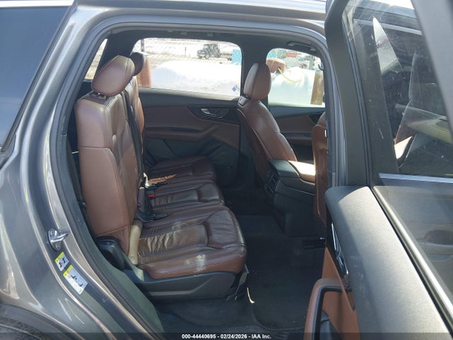 2017 AUDI Q7 WA1LAAF7XHD035714 Photo 7