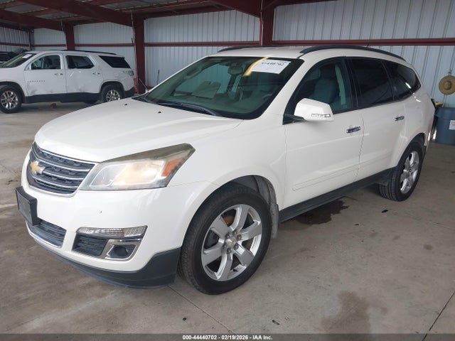 Chevrolet Traverse 1lt 2014 1GNKRGKD3EJ159515 Image 2