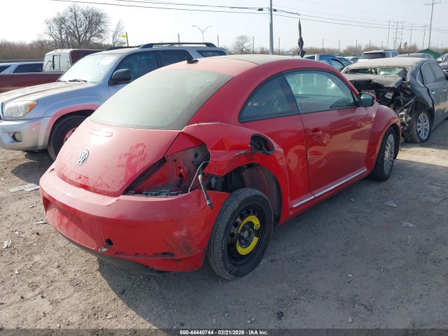 44440744 :رقم المزاد ، 3VWJX7AT1DM681576 vin ، 2013 Volkswagen Beetle 2.5l مزاد بيع