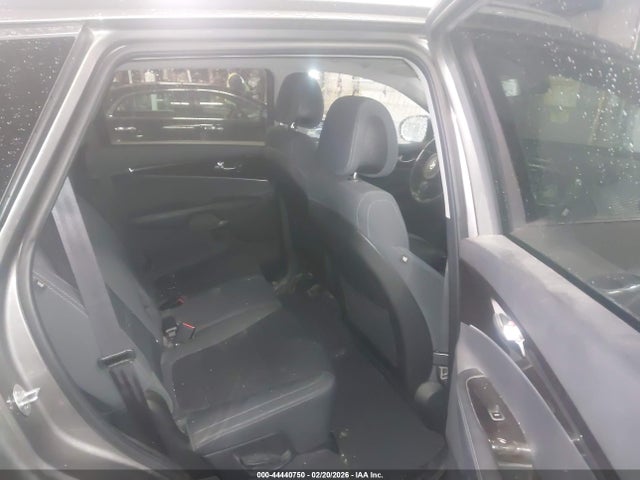 44440750 :رقم المزاد ، 5XYPG4A30GG077773 vin ، 2016 Kia Sorento 2.4l Lx مزاد بيع