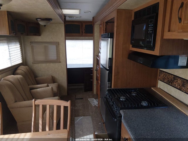 2010 Coachmen Travel Trlr მანქანა იყიდება აუქციონზე, vin: 5ZT3CHXB4AA301603, აუქციონის ნომერი: 44440760
