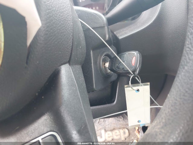 Продажа на аукционе авто 2017 Jeep Compass Sport 4x4, vin: 1C4NJDBB2HD143772, номер лота: 44440776