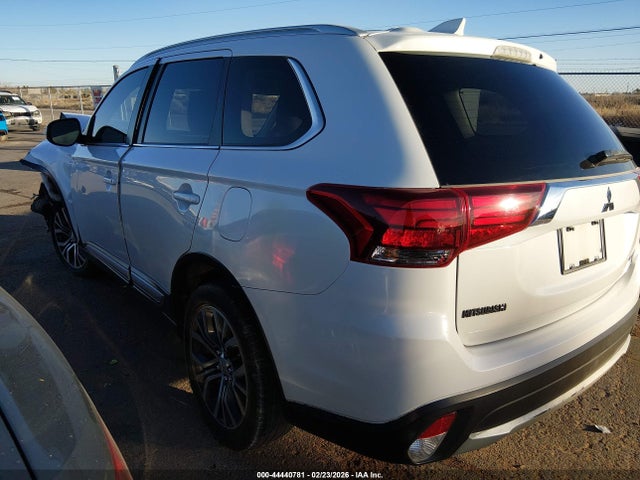 2017 MITSUBISHI OUTLANDER JA4JZ4AX1HZ019106 Photo 2