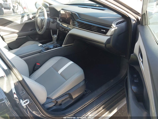Toyota CAMRY SE 2025 4T1DAACK6SU121219 Image 5
