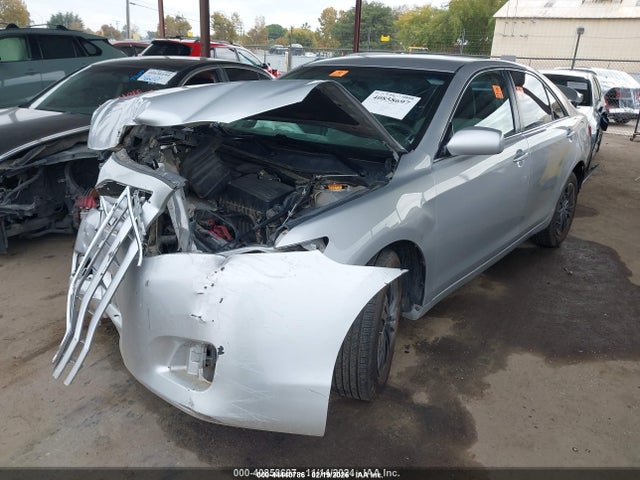 44440786 :رقم المزاد ، 4T1BF3EK1AU082202 vin ، 2010 Toyota Camry Le مزاد بيع