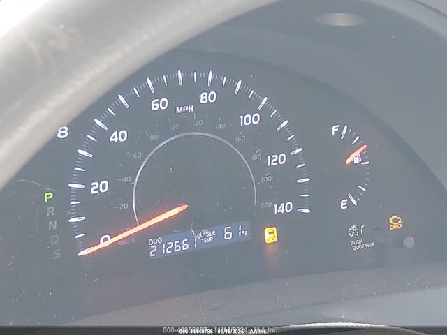 44440786 :رقم المزاد ، 4T1BF3EK1AU082202 vin ، 2010 Toyota Camry Le مزاد بيع