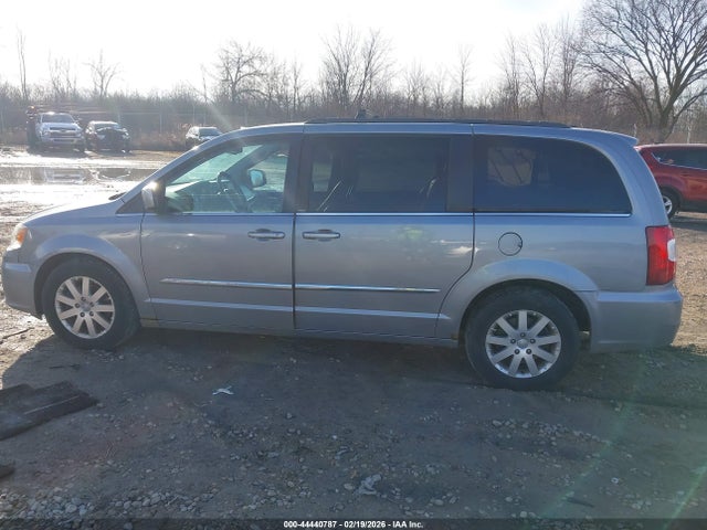 44440787 :رقم المزاد ، 2C4RC1BG7ER133673 vin ، 2014 Chrysler Town & Country Touring مزاد بيع