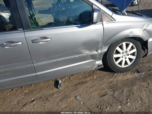 44440787 :رقم المزاد ، 2C4RC1BG7ER133673 vin ، 2014 Chrysler Town & Country Touring مزاد بيع