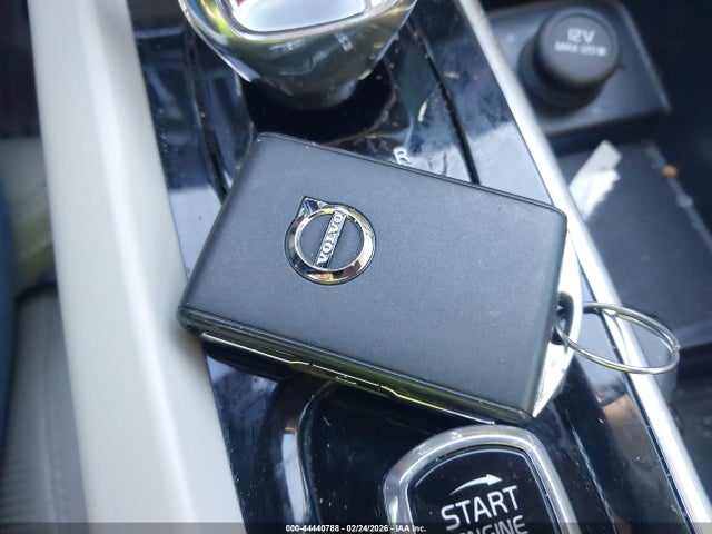 2023 VOLVO XC60 YV4L12DA6P1352459 Photo 10