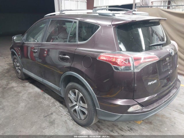2T3ZFREV1GW256412 Toyota RAV4 LE