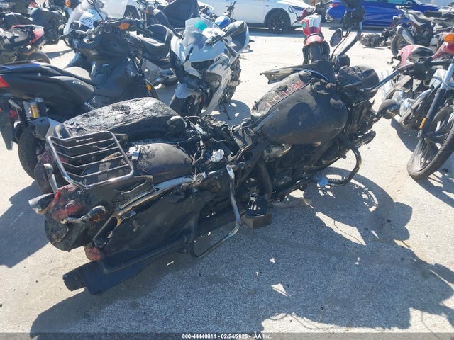 2021 HARLEY-DAVIDSON FLHR 1HD1FBC10MB655349 Photo 3