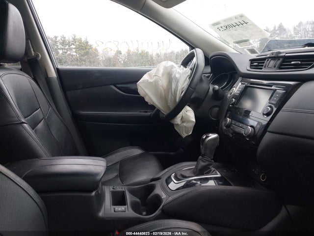44440823 :رقم المزاد ، 5N1AT2MV8KC801026 vin ، 2019 Nissan Rogue Sl مزاد بيع