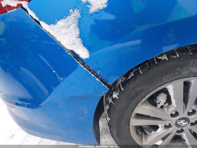 5NPD84LF7JH332328 Hyundai ELANTRA SEL