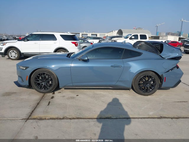 Продаж на аукціоні авто 2024 Ford Mustang Ecoboost Fastback, vin: 1FA6P8TH0R5142103, номер лоту: 44440833