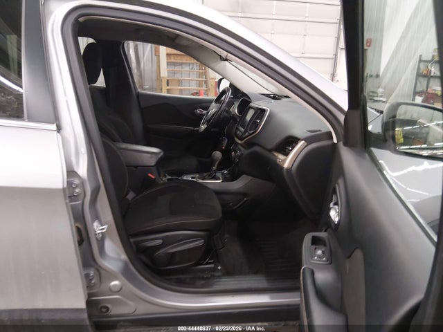 2016 JEEP CHEROKEE 1C4PJMCS4GW210916 Photo 4