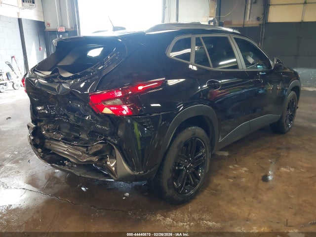 2024 CHEVROLET TRAX KL77LKE25RC202384 Photo 3