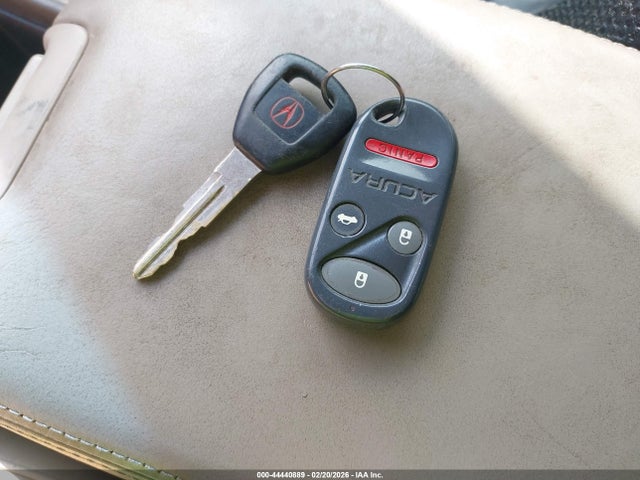 44440889 :رقم المزاد ، JH4KA9657XC008035 vin ، 1999 Acura Rl 3.5 مزاد بيع
