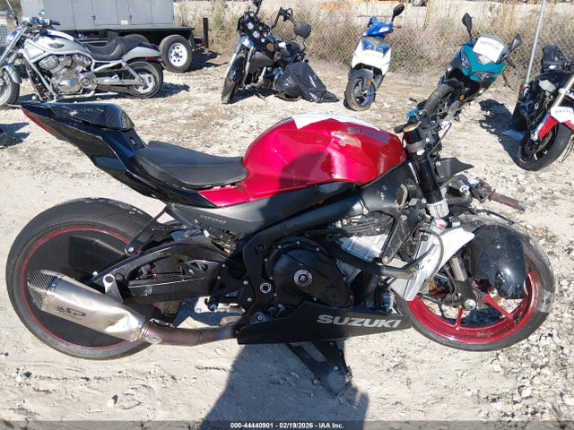 Suzuki GSX-R1000 2025 JS1DM11B5S7100059 Image 11