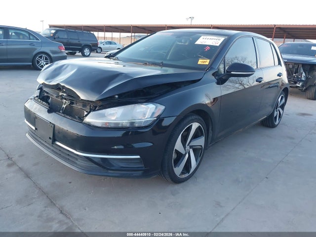 2019 Volkswagen Golf 1.4t S/1.4t Se მანქანა იყიდება აუქციონზე, vin: 3VWG57AU7KM022357, აუქციონის ნომერი: 44440910
