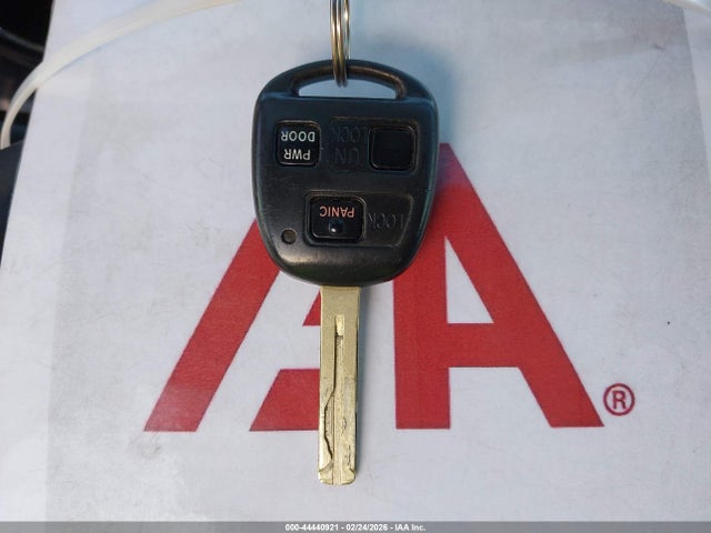2005 Lexus Rx 330 მანქანა იყიდება აუქციონზე, vin: 2T2HA31UX5C080421, აუქციონის ნომერი: 44440921