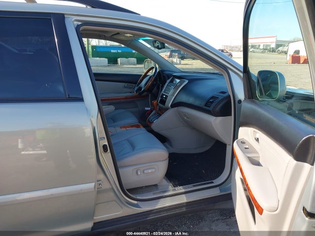 2005 Lexus Rx 330 მანქანა იყიდება აუქციონზე, vin: 2T2HA31UX5C080421, აუქციონის ნომერი: 44440921