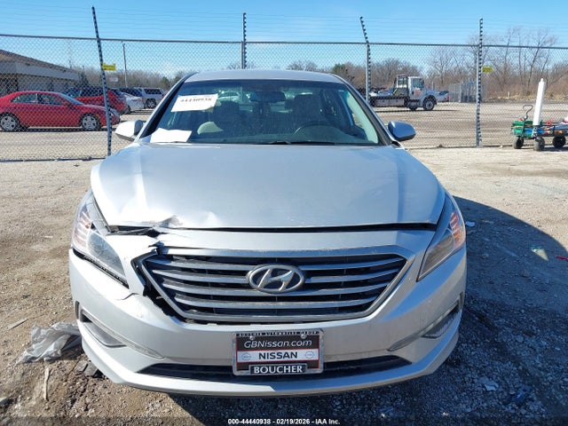 Auction sale of the 2015 Hyundai Sonata Se, vin: 5NPE24AF3FH010379, lot number: 44440938