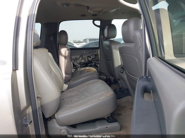 44440981 :رقم المزاد ، 3GKEC16Z13G244107 vin ، 2003 Gmc Yukon Xl 1500 Slt مزاد بيع
