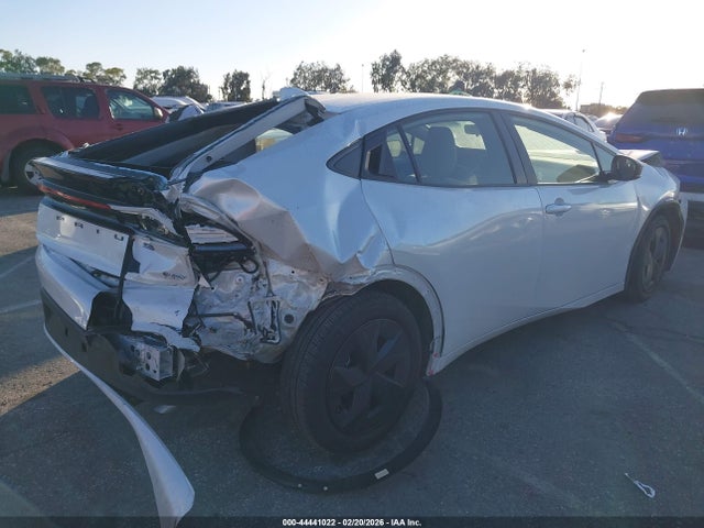 JTDACAAU1S3063936 Toyota Prius Le