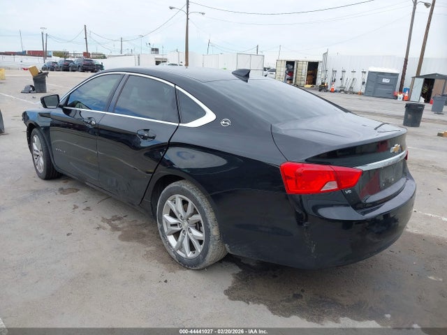 Chevrolet IMPALA 1LT 2018 2G1105S30J9147251 Image 3