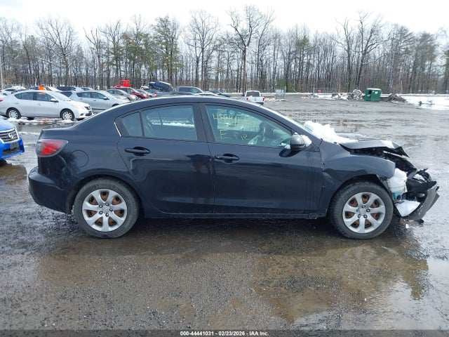 2011 Mazda Mazda3 I Sport მანქანა იყიდება აუქციონზე, vin: JM1BL1UFXB1393104, აუქციონის ნომერი: 44441031