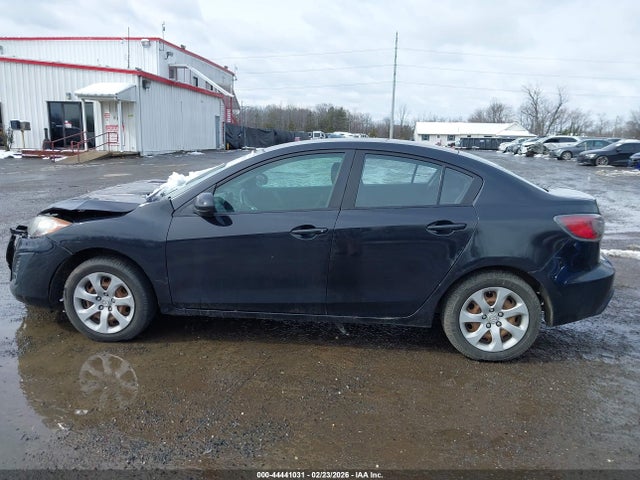 2011 Mazda Mazda3 I Sport მანქანა იყიდება აუქციონზე, vin: JM1BL1UFXB1393104, აუქციონის ნომერი: 44441031
