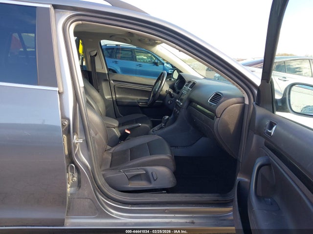 Продаж на аукціоні авто 2012 Volkswagen Jetta Sportwagen 2.0l Tdi, vin: 3VWPL7AJ0CM713825, номер лоту: 44441034