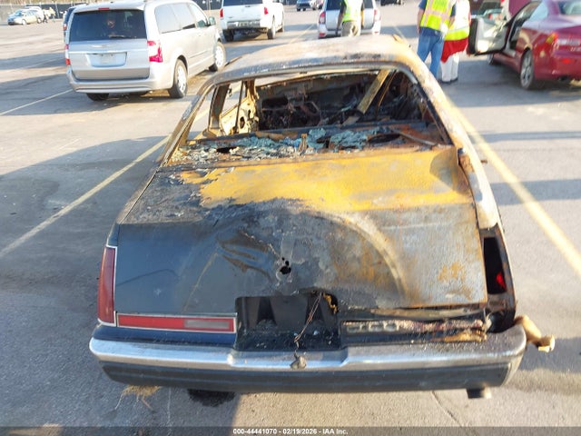 44441070 :رقم المزاد ، 1LNBM93E3KY620415 vin ، 1989 Lincoln Mark Vii Lsc مزاد بيع