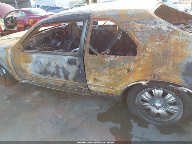 44441070 :رقم المزاد ، 1LNBM93E3KY620415 vin ، 1989 Lincoln Mark Vii Lsc مزاد بيع