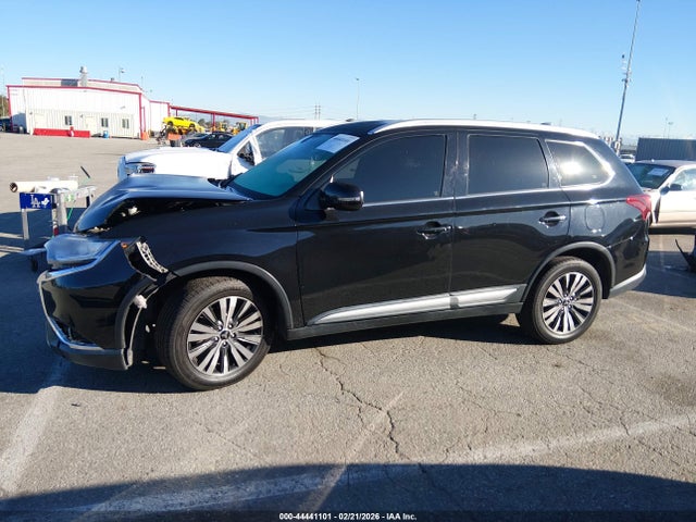 JA4AD3A36KJ001213 Mitsubishi Outlander Sel