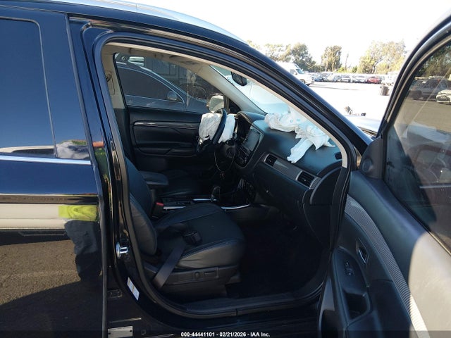 JA4AD3A36KJ001213 Mitsubishi Outlander Sel