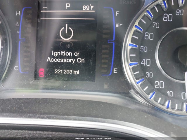 2015 CHRYSLER 200 1C3CCCABXFN661041 Photo 6