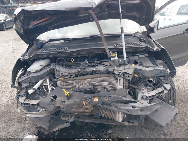 1FMCU0F75FUA98851 Ford ESCAPE S