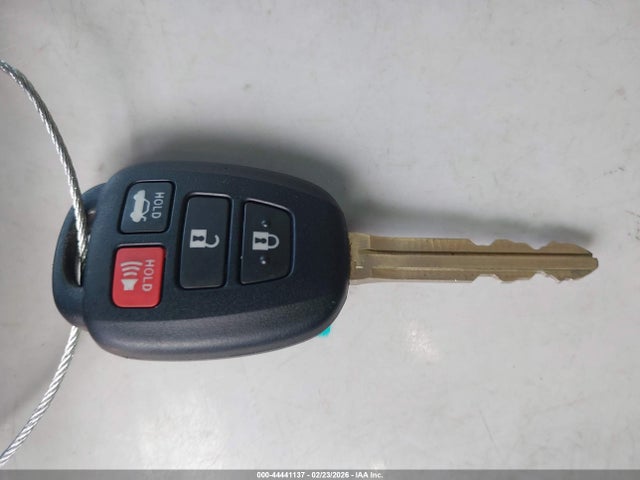 Toyota CAMRY XLE 2016 4T1BF1FK8GU219289 Image 11