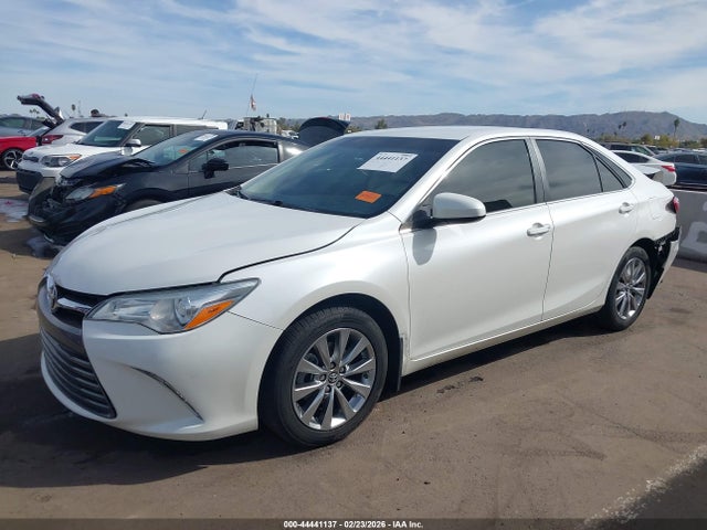 Toyota CAMRY XLE 2016 4T1BF1FK8GU219289 Image 2
