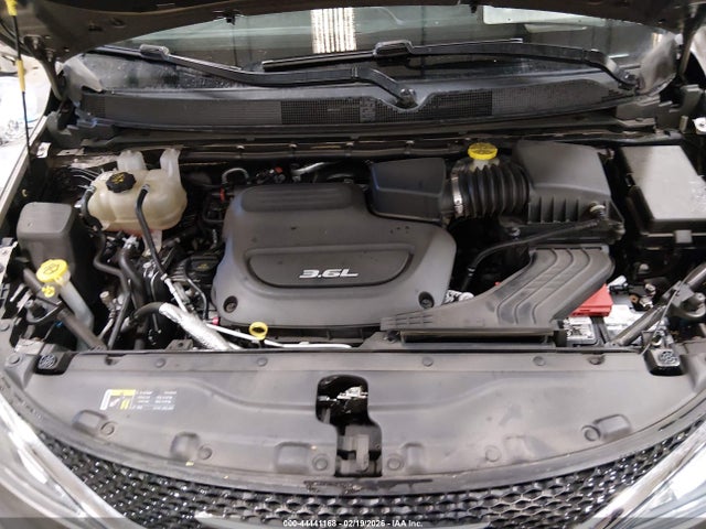 2C4RC1EG6HR811488 Chrysler Pacifica Touring-l Plus