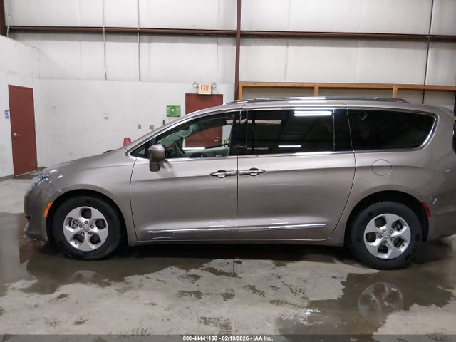 Chrysler Pacifica Touring-l Plus 2017 2C4RC1EG6HR811488 Image 14